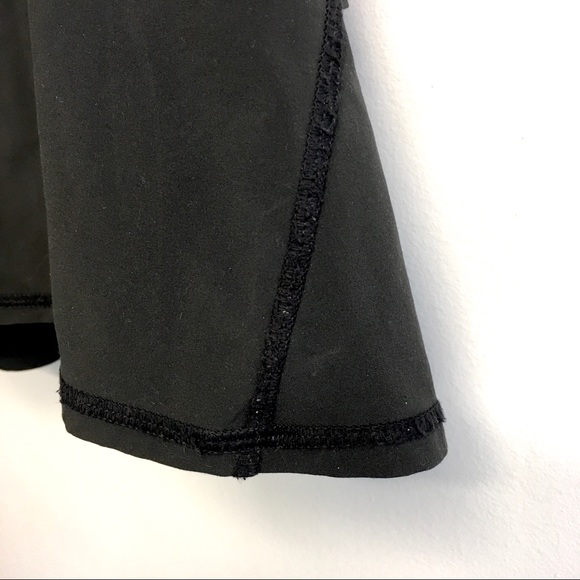 (SOLD) LULULEMON Run Pace Setter Skirt Black 4 - Picture 6 of 6